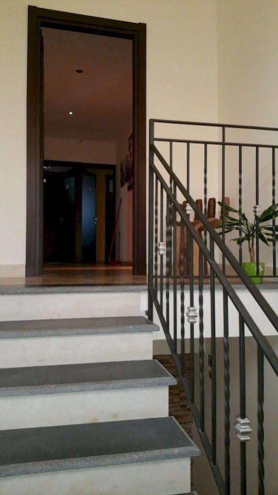 Bed and Breakfast Anthea Dell' Etna Санта-Венеріна Екстер'єр фото